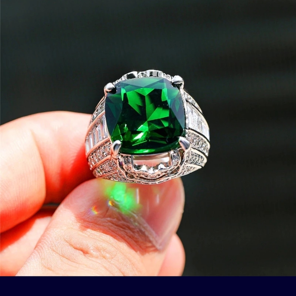 Diamond Ring - Picture 3 of 5